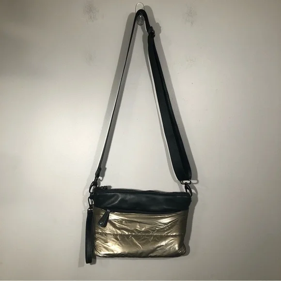 Sondra Roberts Squared Quilted Puffer crossbody clutch wristlet - Picture 2 of 12